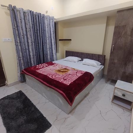 Sudarshan Home Stay Váránaszi Kültér fotó